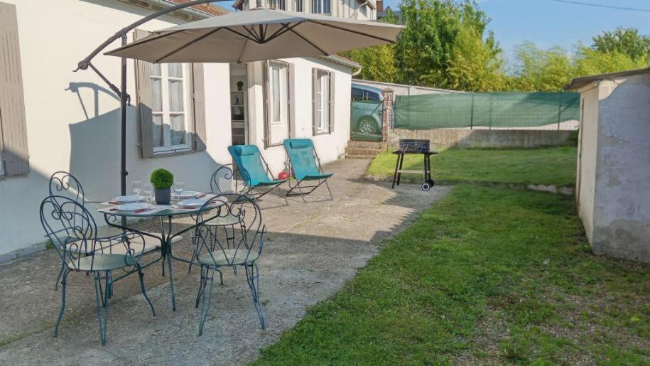 Maison De Villegiature A Trouville Sur Mer Bagian luar foto